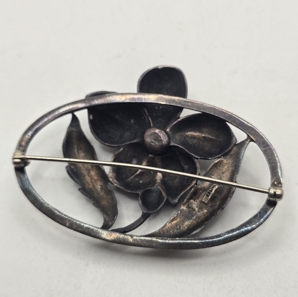 Sterling Silver Floral Brooch With Quartz - Picture 4 of 10